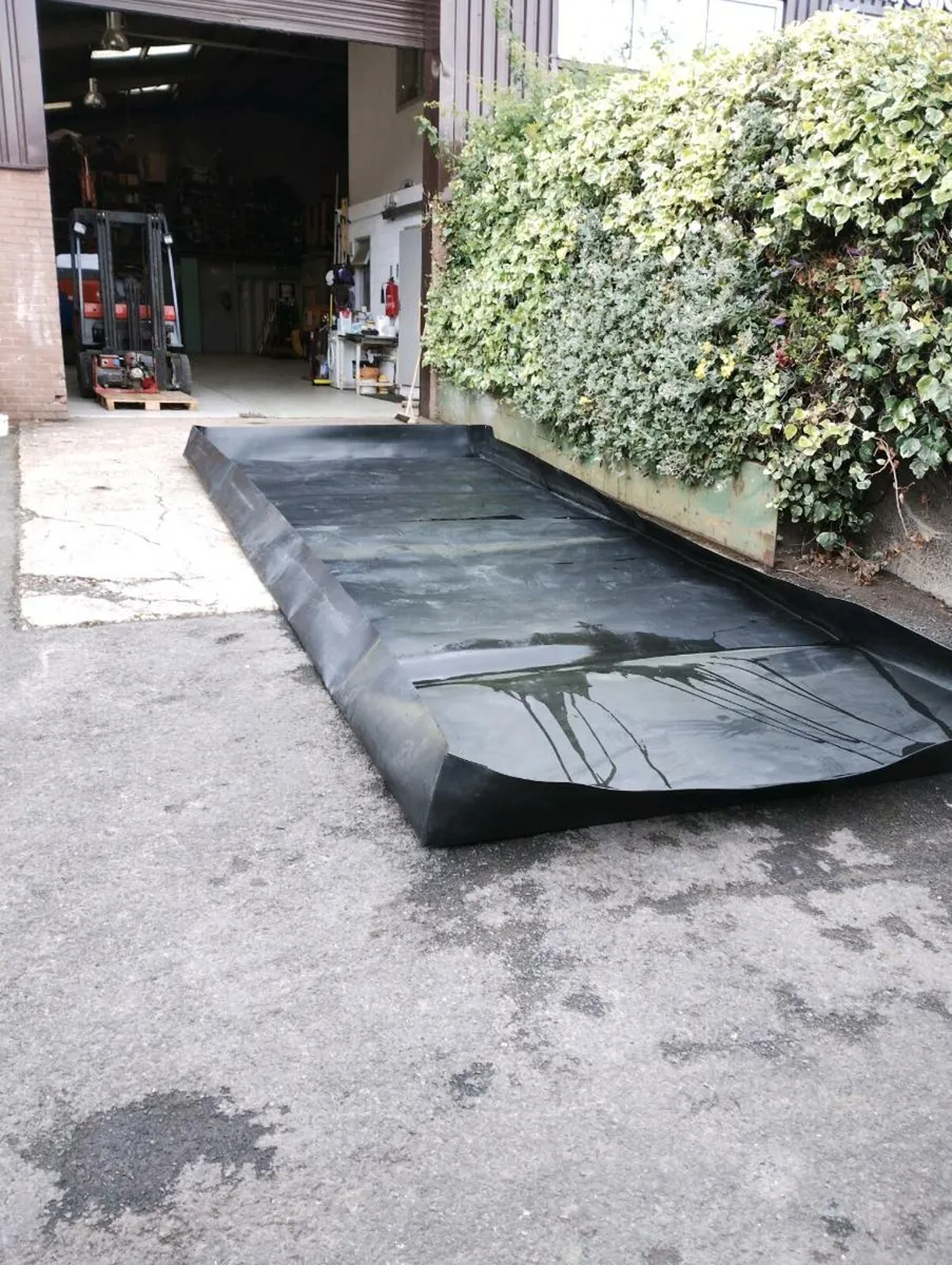 Temporary bund/garden pond - Image 3