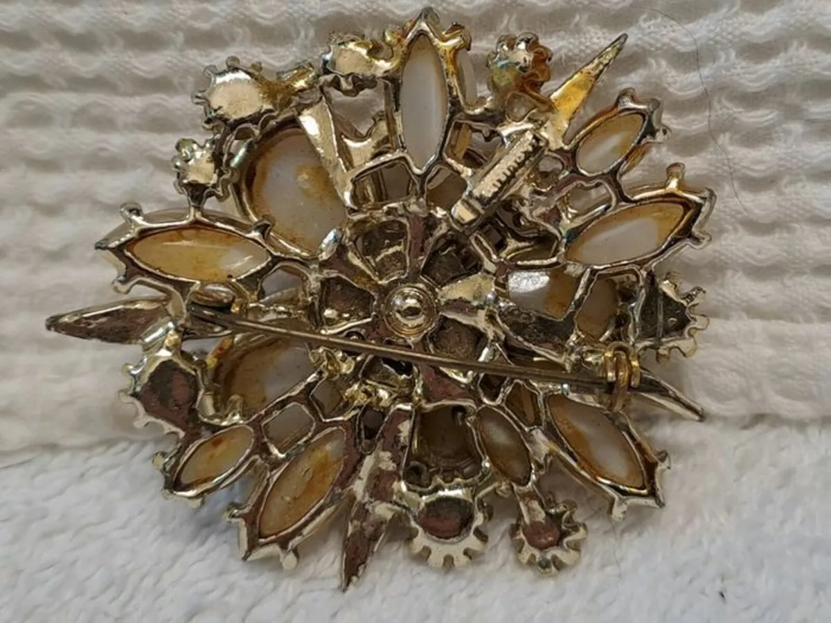 Vintage brooch opalite and garnets - Image 4