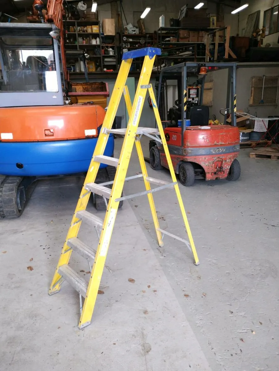 A-frame ladder - Image 1