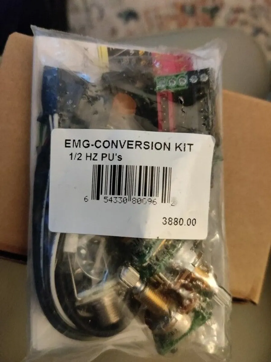 EMG-HZ pickups and unopened harness & pots - Image 2