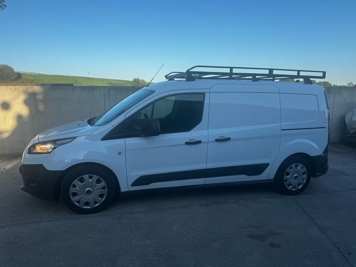 Ford Transit Connect LWB - Image 4