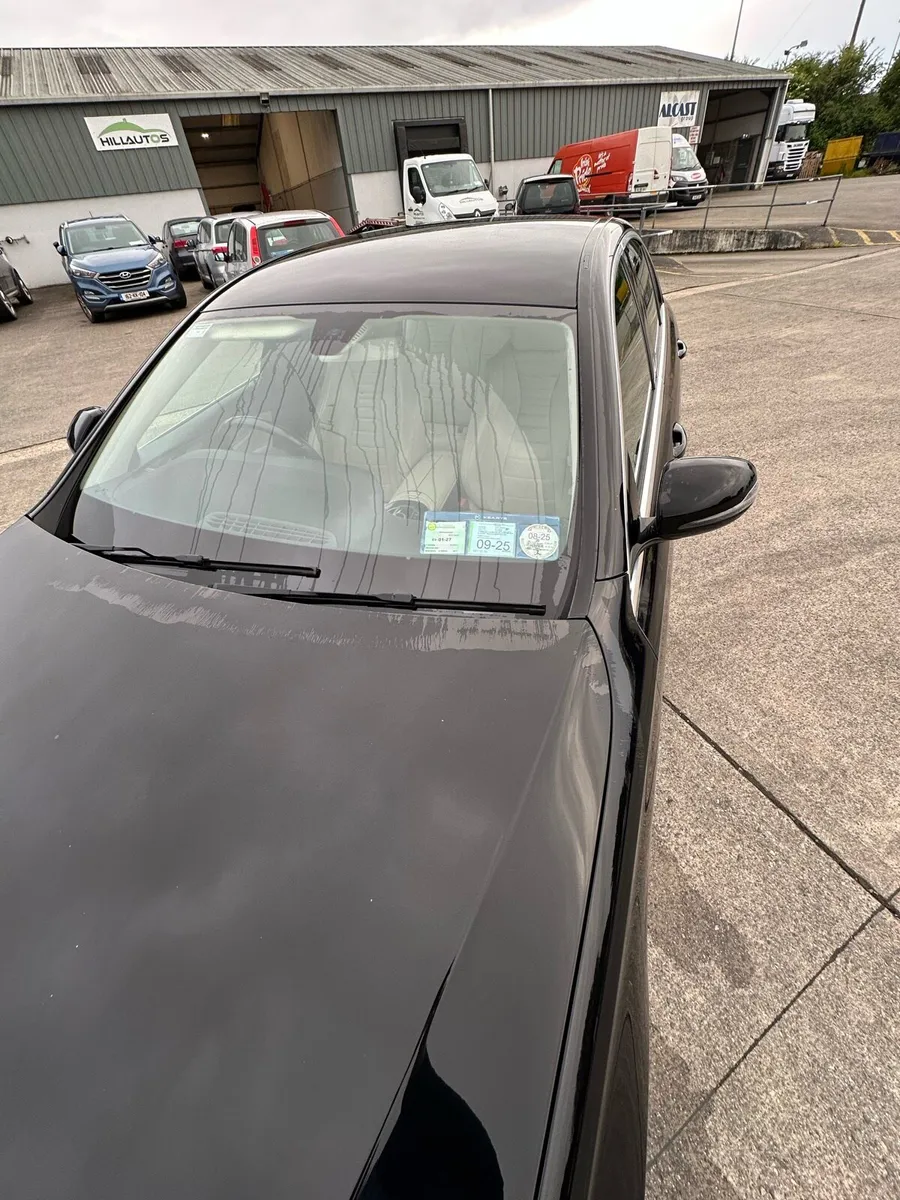 2017 Merc E 220d  NOT CRASHED - Image 3