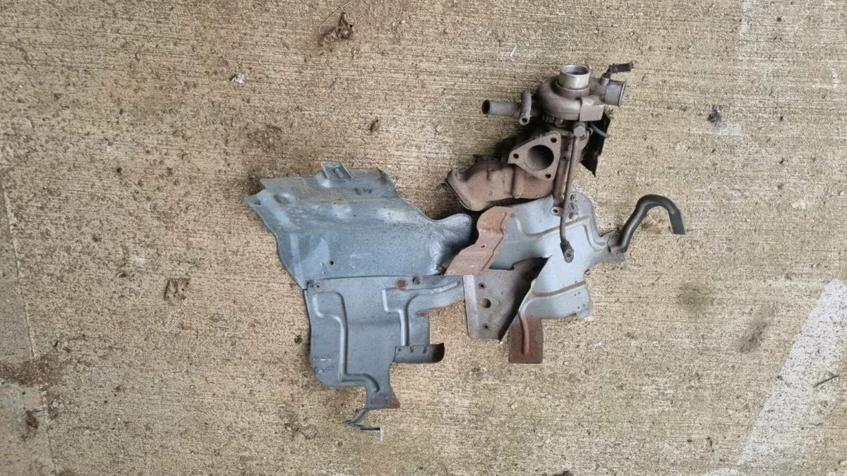 Mk 2 pajero parts - Image 4