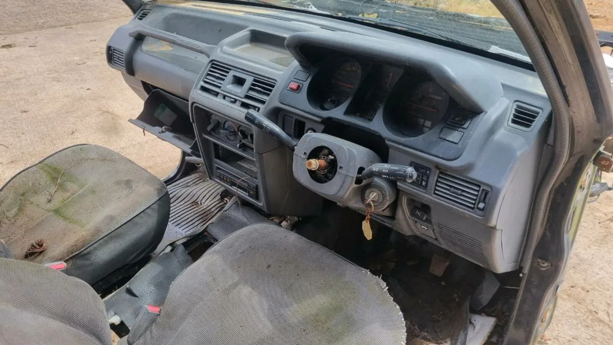 Mk 2 pajero parts - Image 1