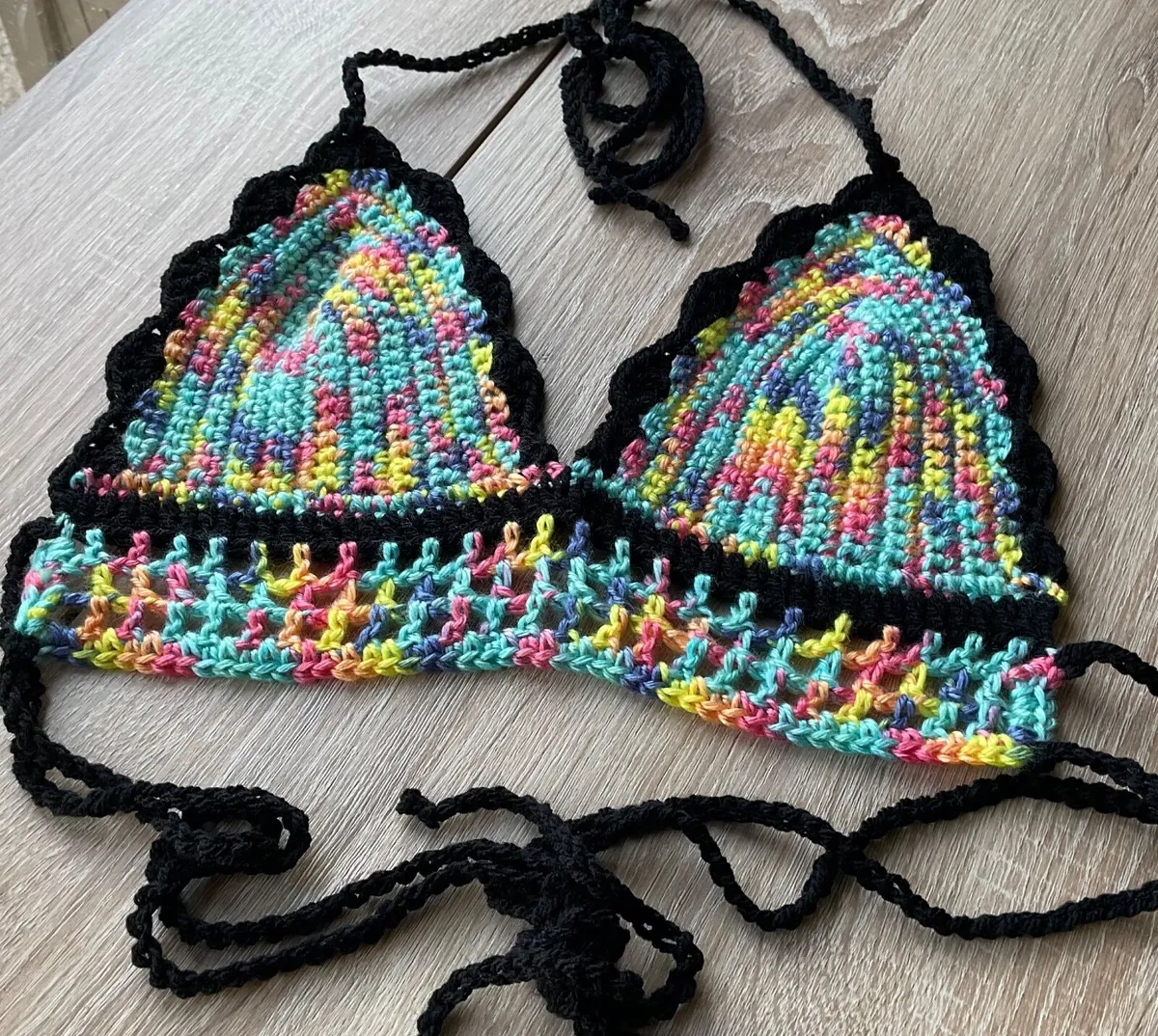 Bralette /  Top,  15euro or nearest offer - Image 3