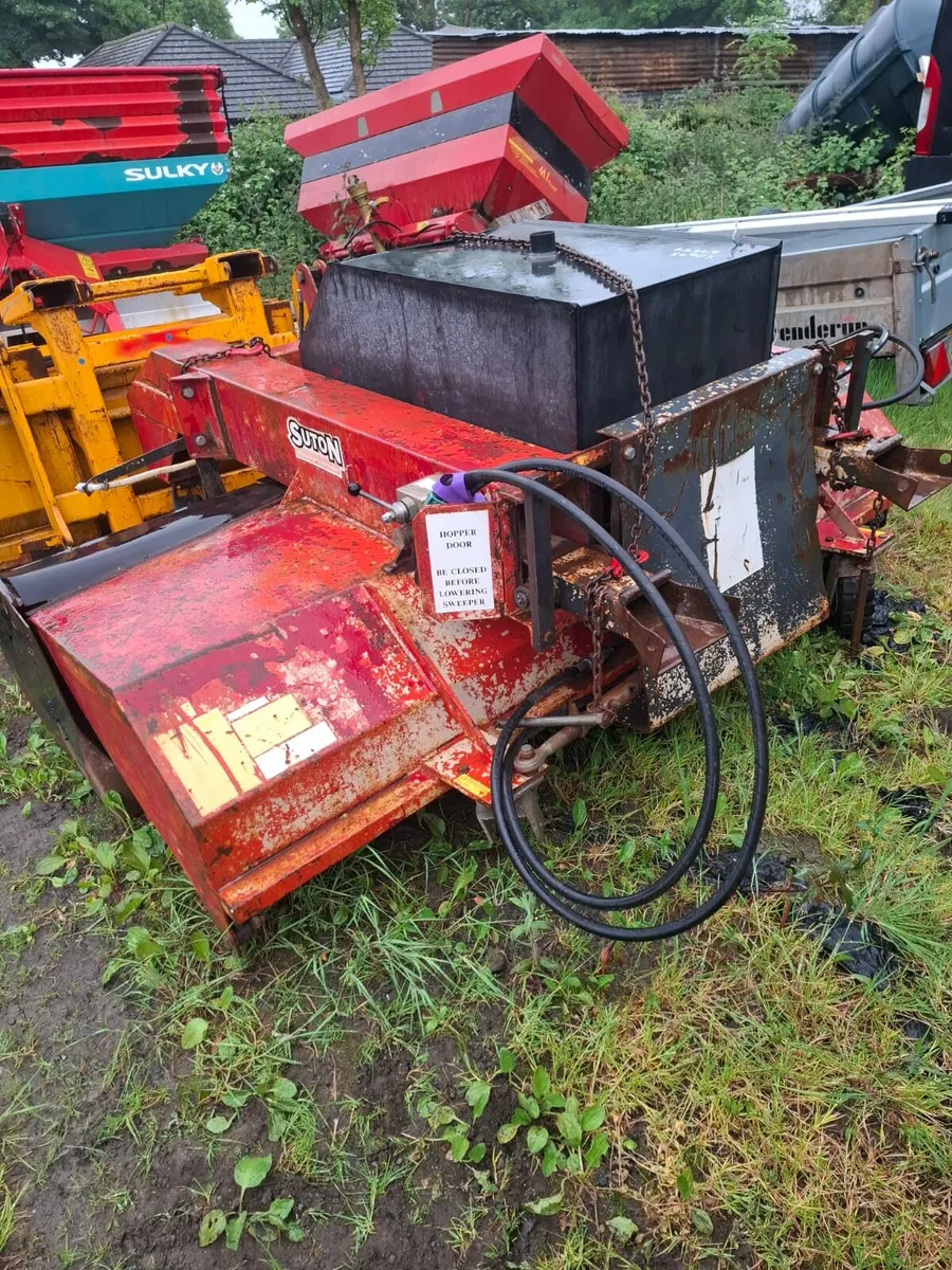 Gurney Reeve Hydraulic Sweeper Collector - Image 4