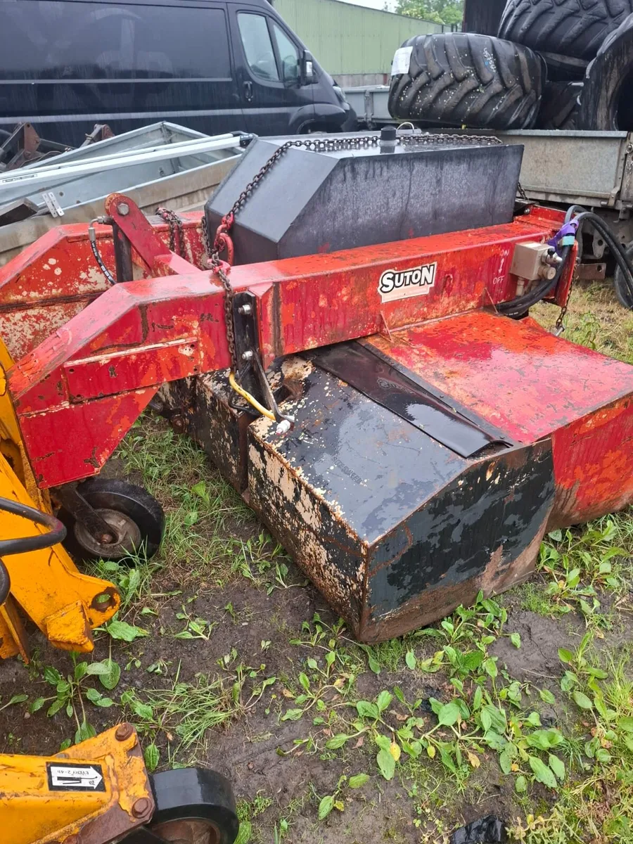 Gurney Reeve Hydraulic Sweeper Collector - Image 1