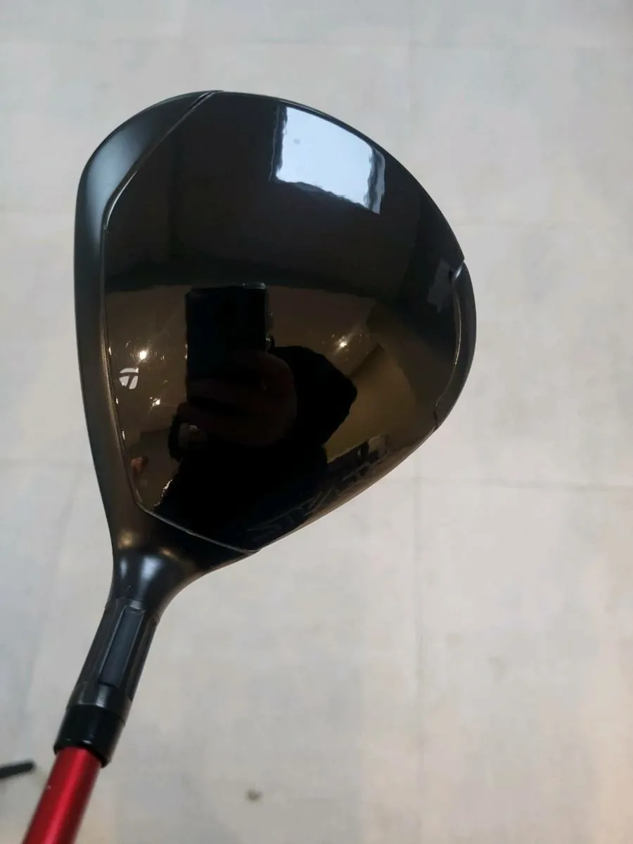 Golf Equipment - Image 1
