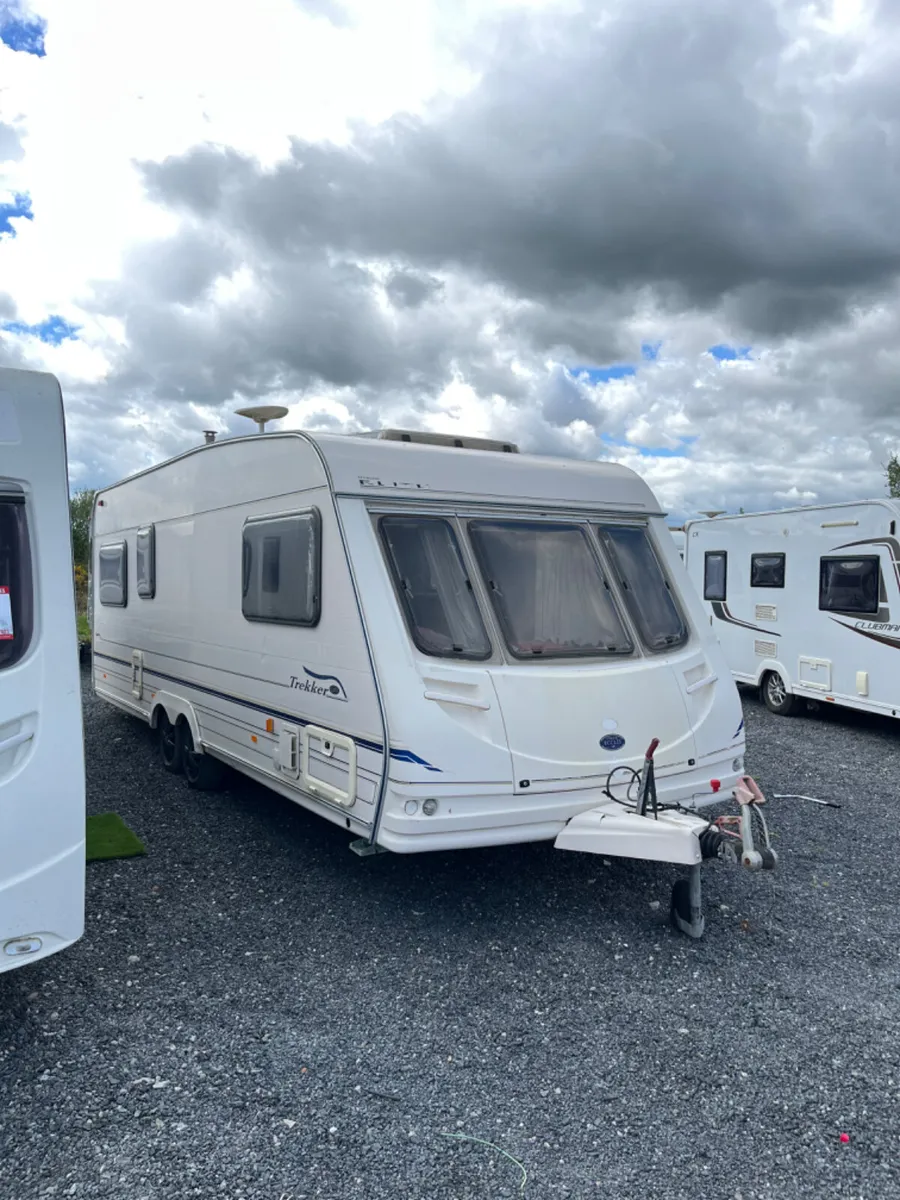 Sterling 6 Berth Caravan For Sale - Image 2