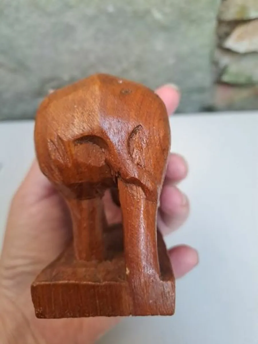 Wooden elephant Figurine vintage - Image 4