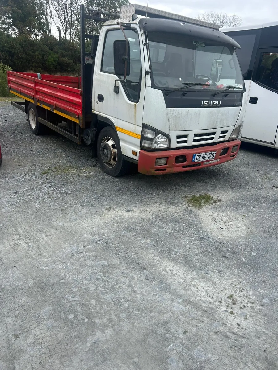 Isuzu Other 2008 and 2010 - Image 1