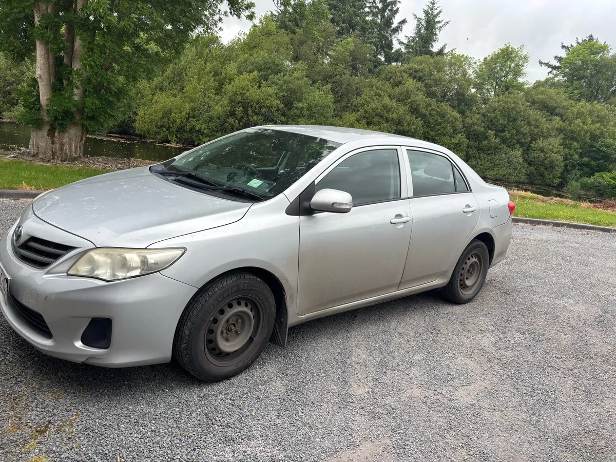 Toyota Corolla 2013 1.4 Diesel 6 speed - Image 3
