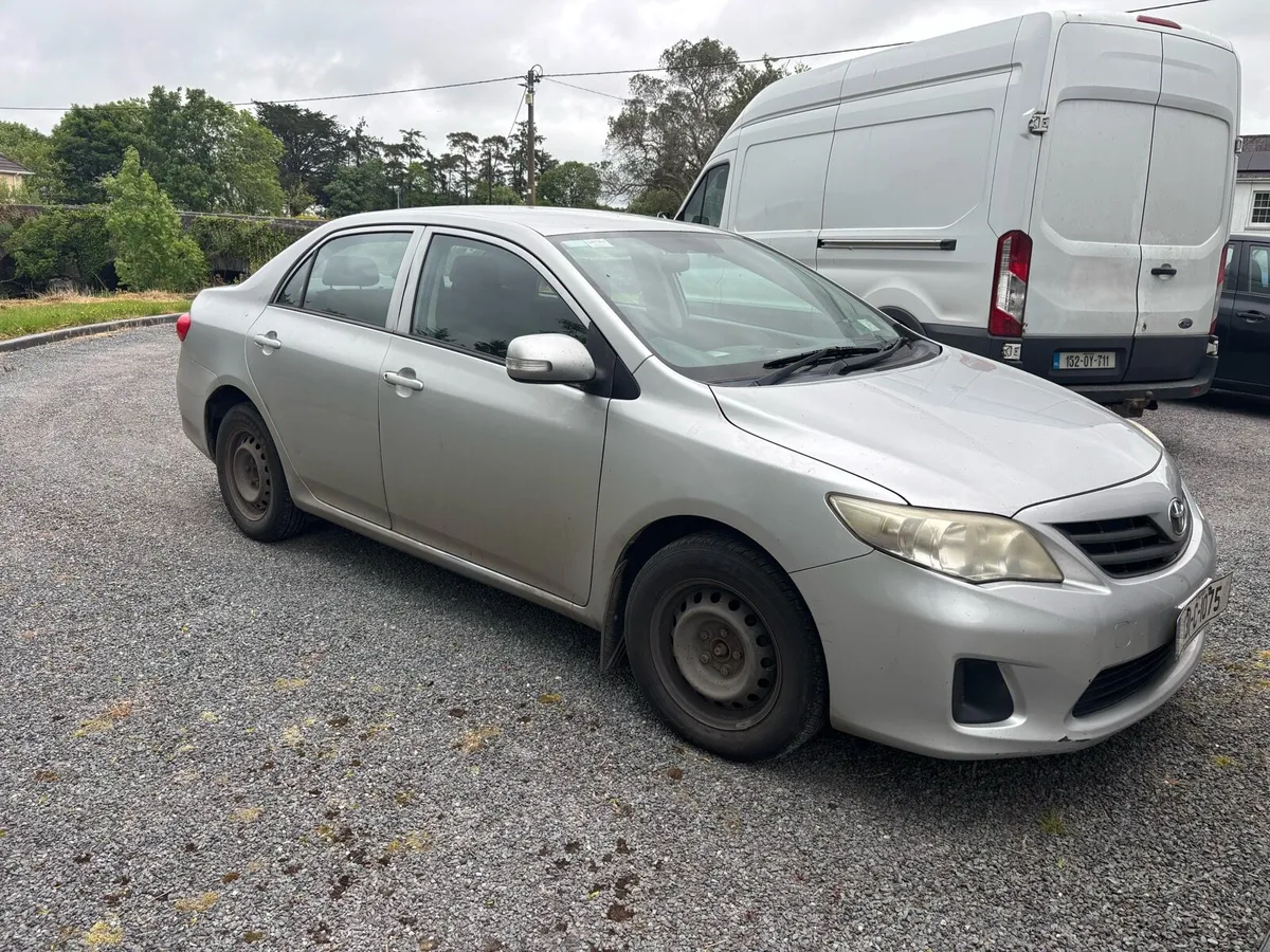 Toyota Corolla 2013 1.4 Diesel 6 speed - Image 4