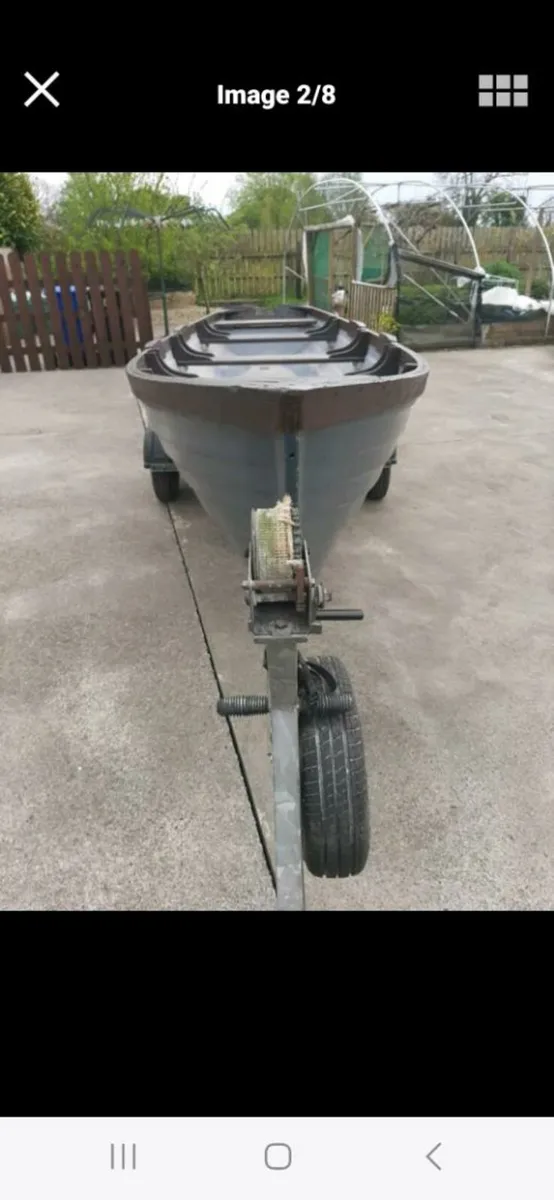 19ft lake boat (no trailer) 8hp Johnson 2 stroke - Image 1