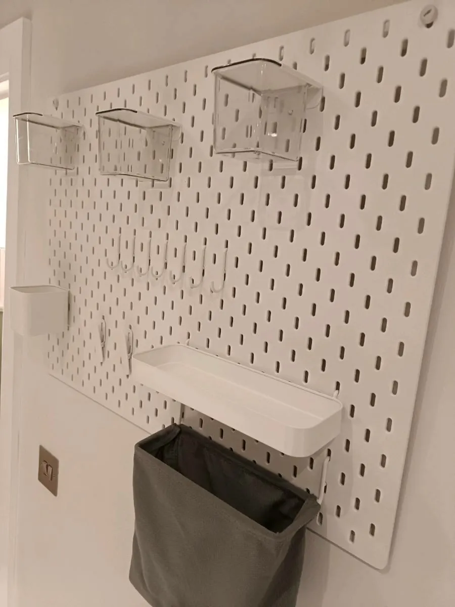 Display / notice board - Image 2