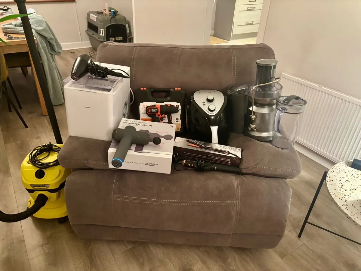 Several house hold electronic items and furniture - Image 1