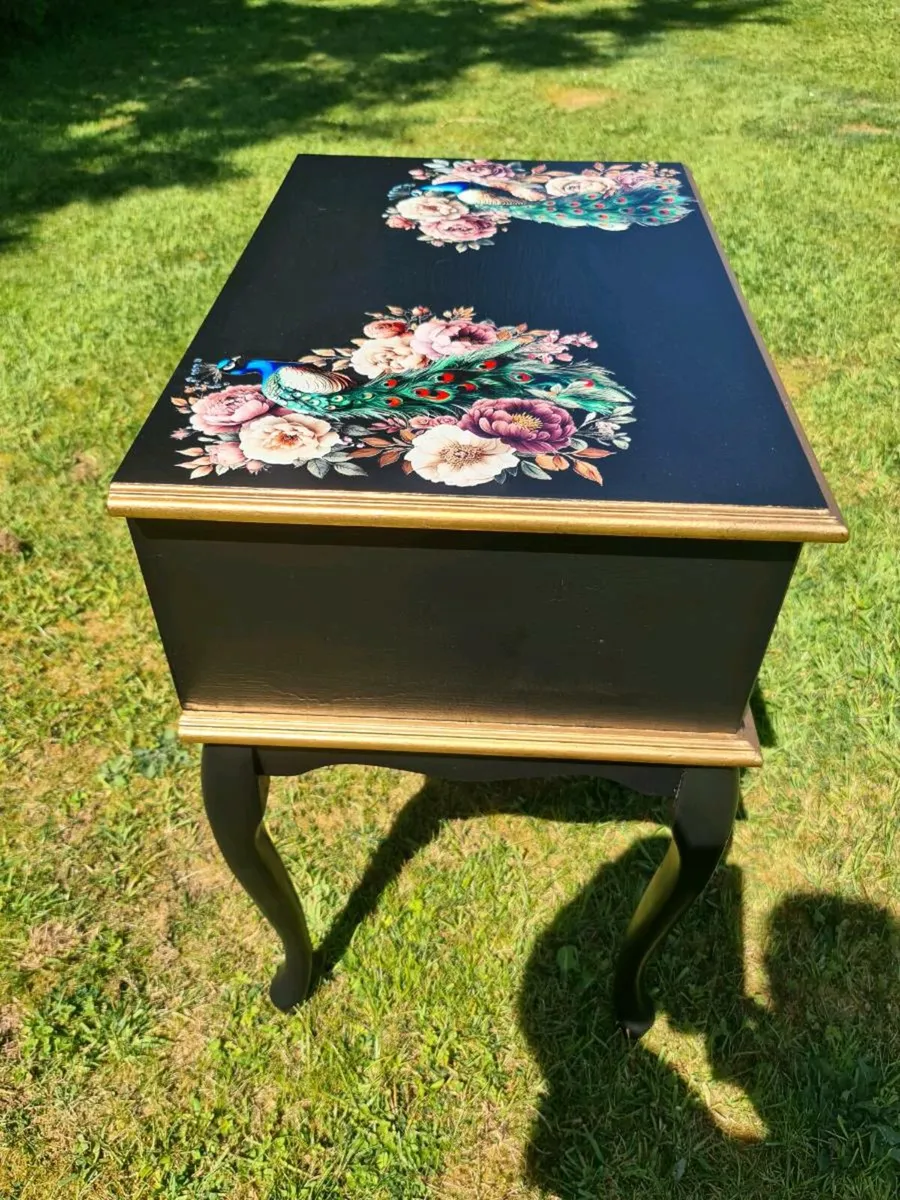 Vintage ebonised side table - Image 2