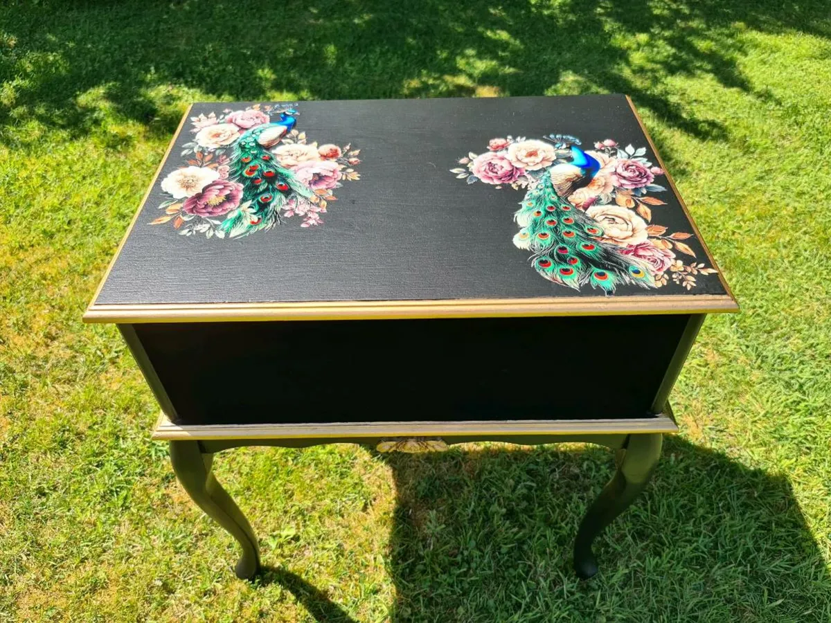 Vintage ebonised side table - Image 3