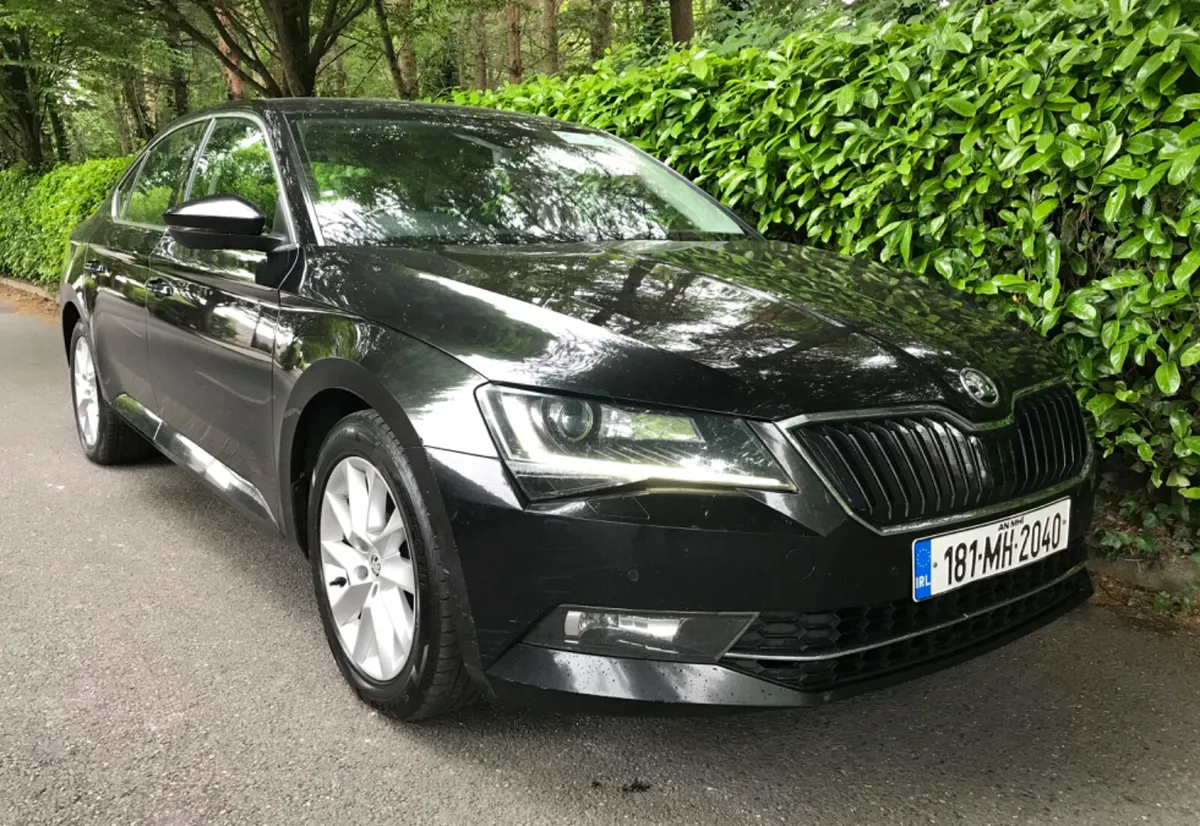 Skoda Superb 1.6 TDI 120bhp Style Edition Leather - Image 1