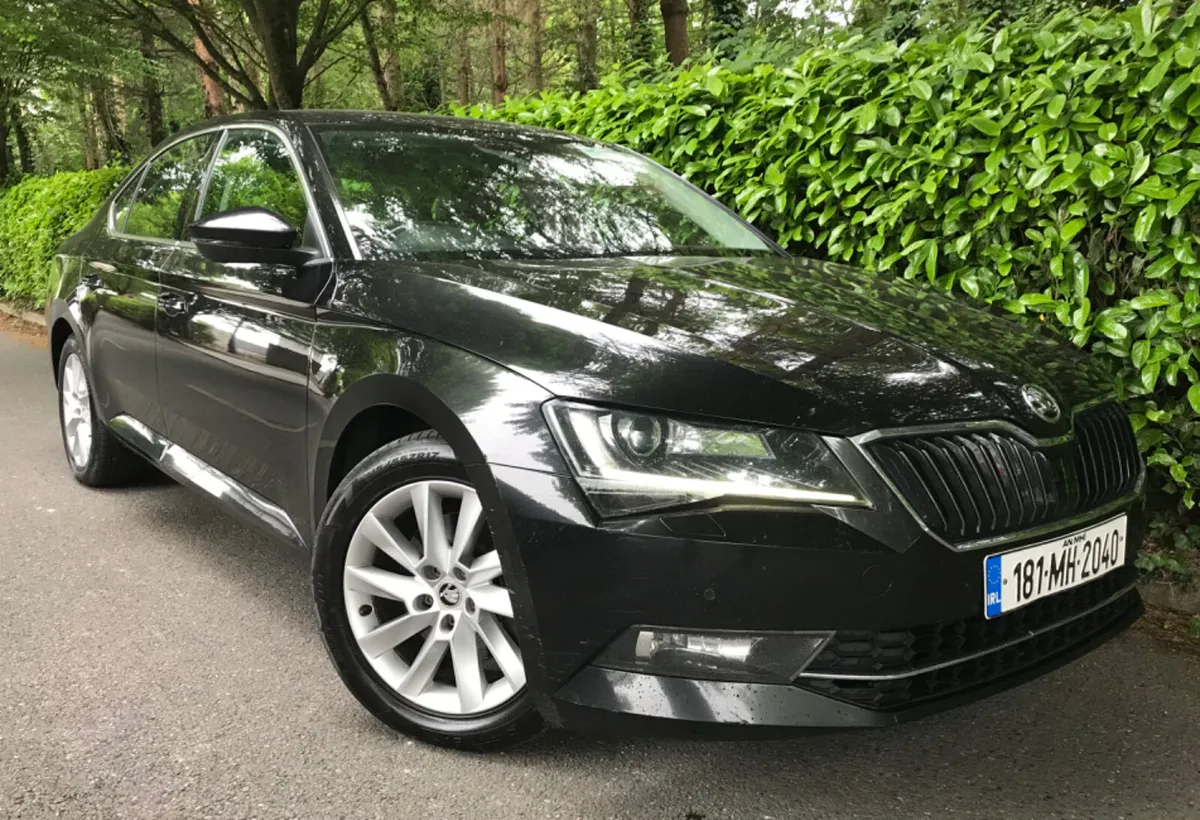 Skoda Superb 1.6 TDI 120bhp Style Edition Leather - Image 3