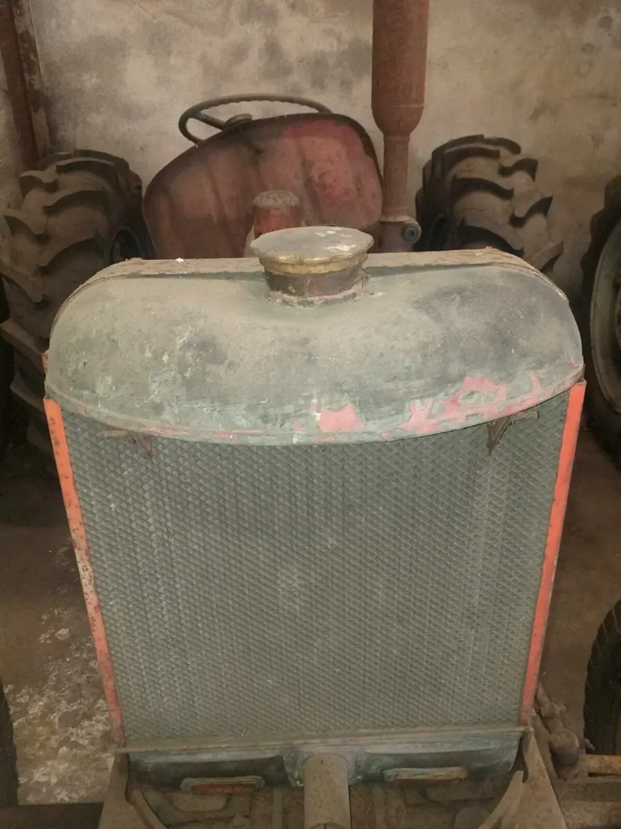 David Brown Cropmaster tractor - Image 2