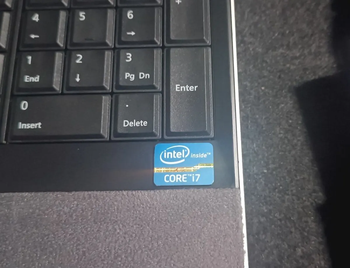 Dell Latitude E5530 i7 Windows 11 Laptop - Image 2