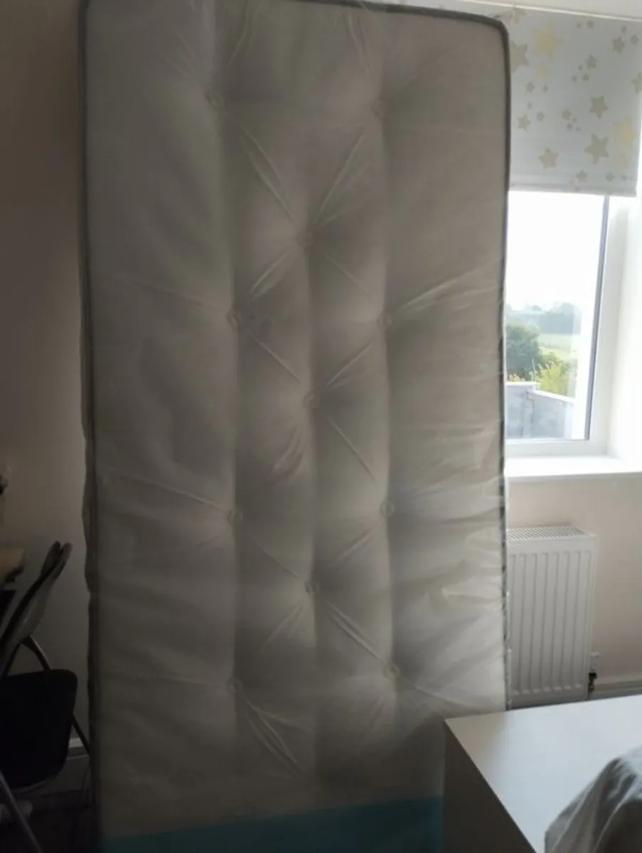 Single mattress - Image 2