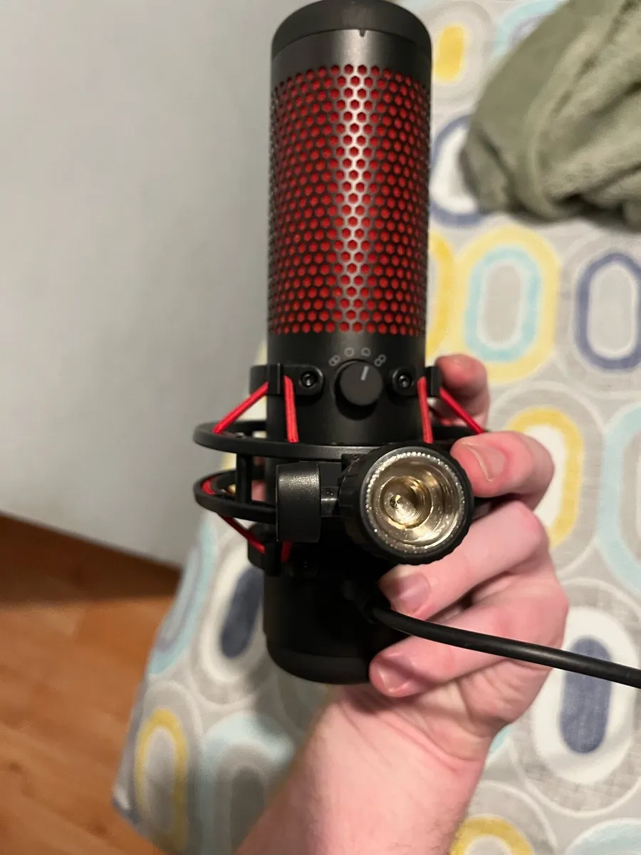 HYPERX QUADCAST MICROPHONE - Image 2