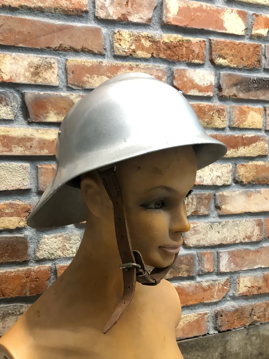 Vintage fire helmet - Image 1