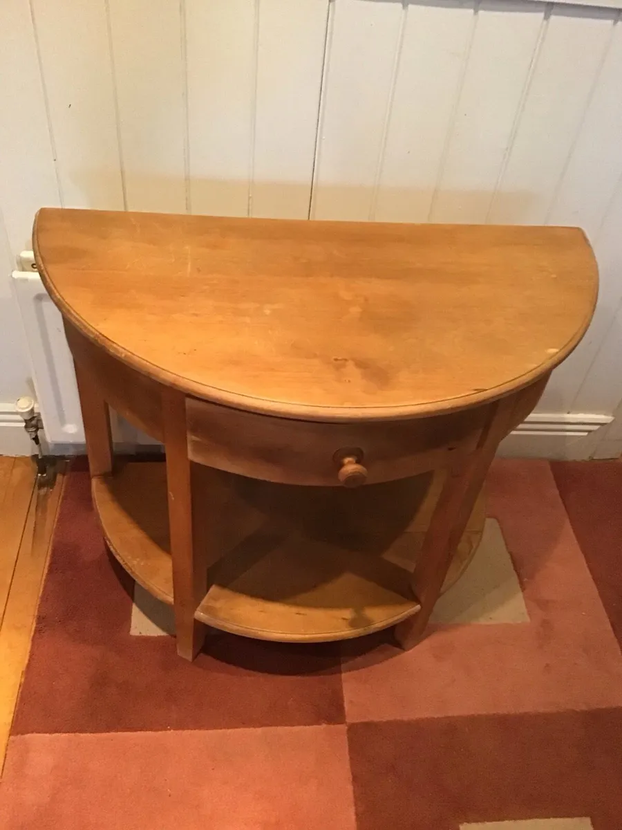 HERITAGE SOLID PINE HALF MOON TABLE - Image 2