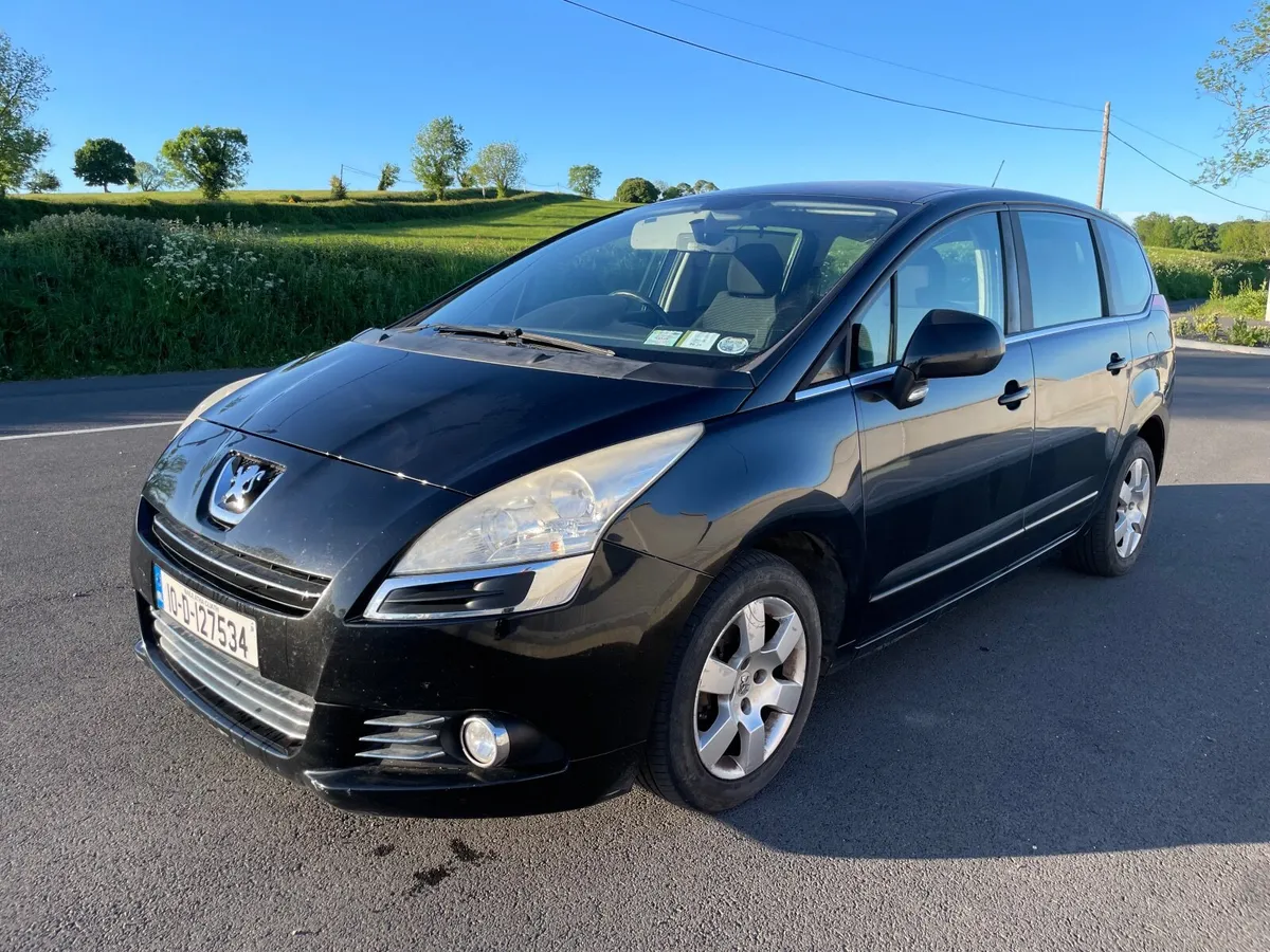 Peugeot 5008 2010 1.6 Diesel 7 seats - Image 1