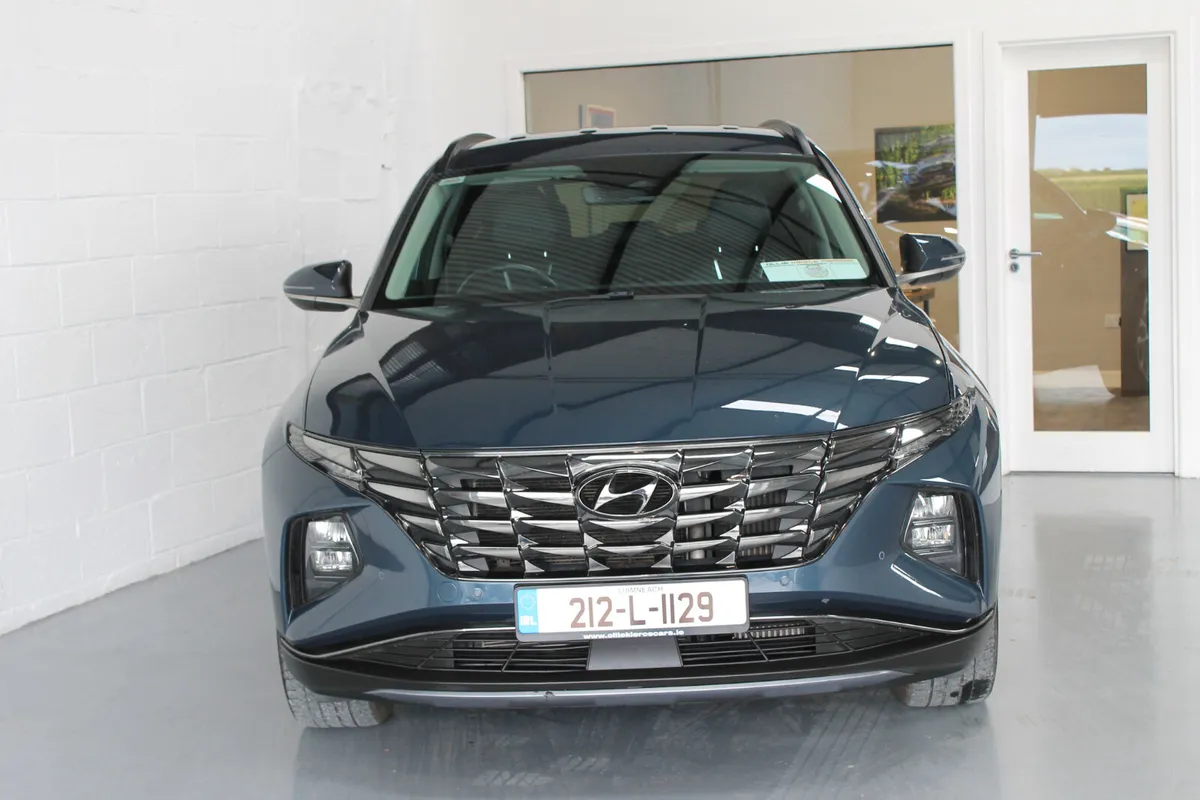 Hyundai Tucson 2021, Executive Plus, FSH - Image 3