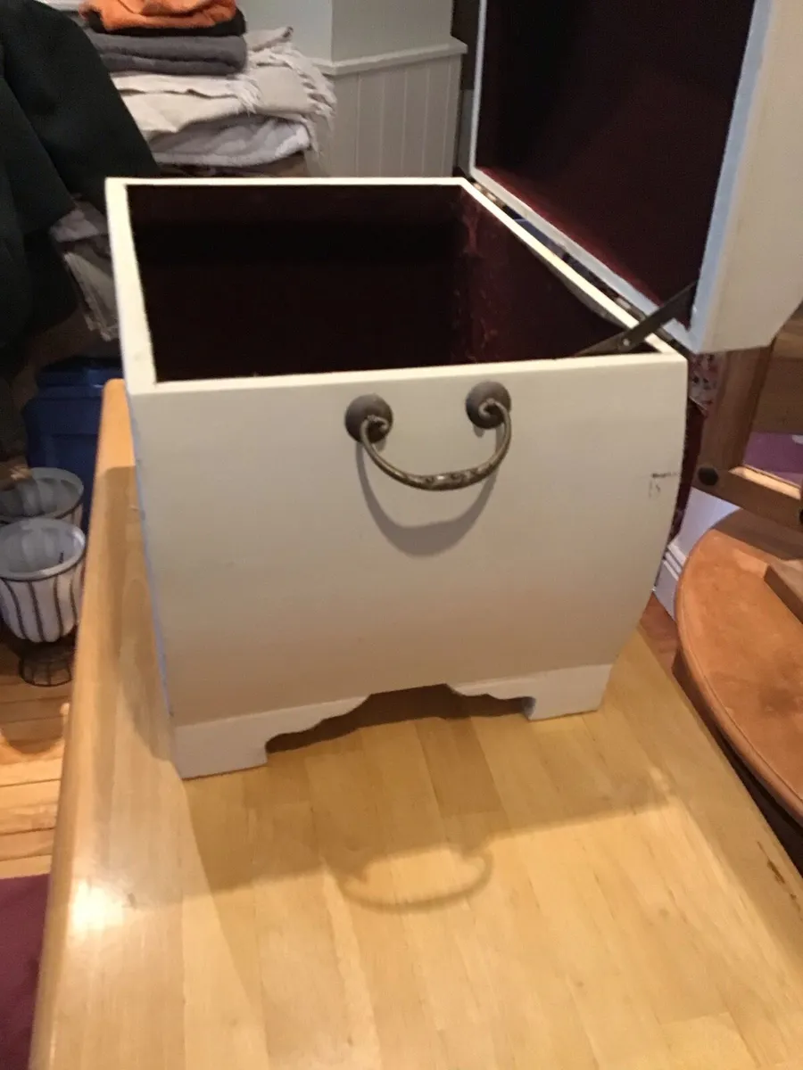 WOODEN SHABBY CHIC STORAGE BOX - Image 2