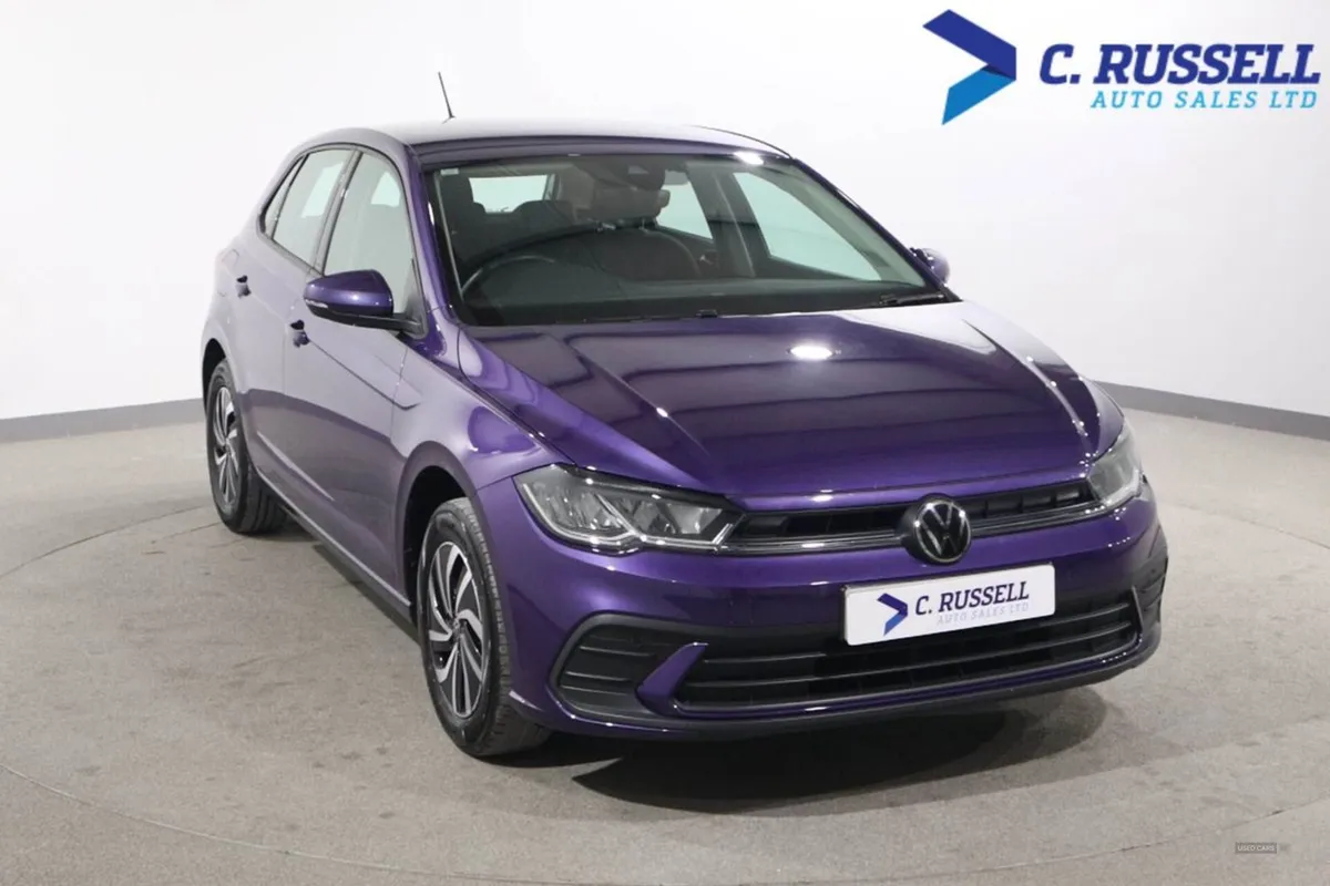Volkswagen Polo Hatchback - Image 3