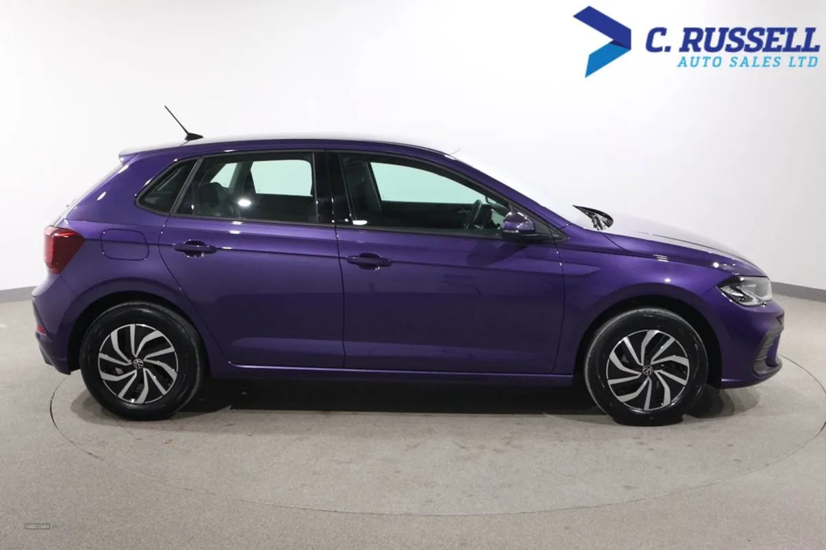 Volkswagen Polo Hatchback - Image 4