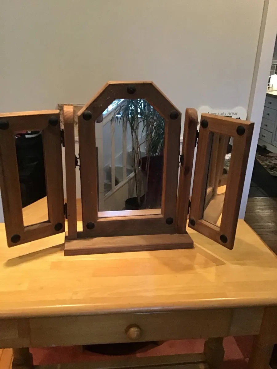 Mirror - Image 2