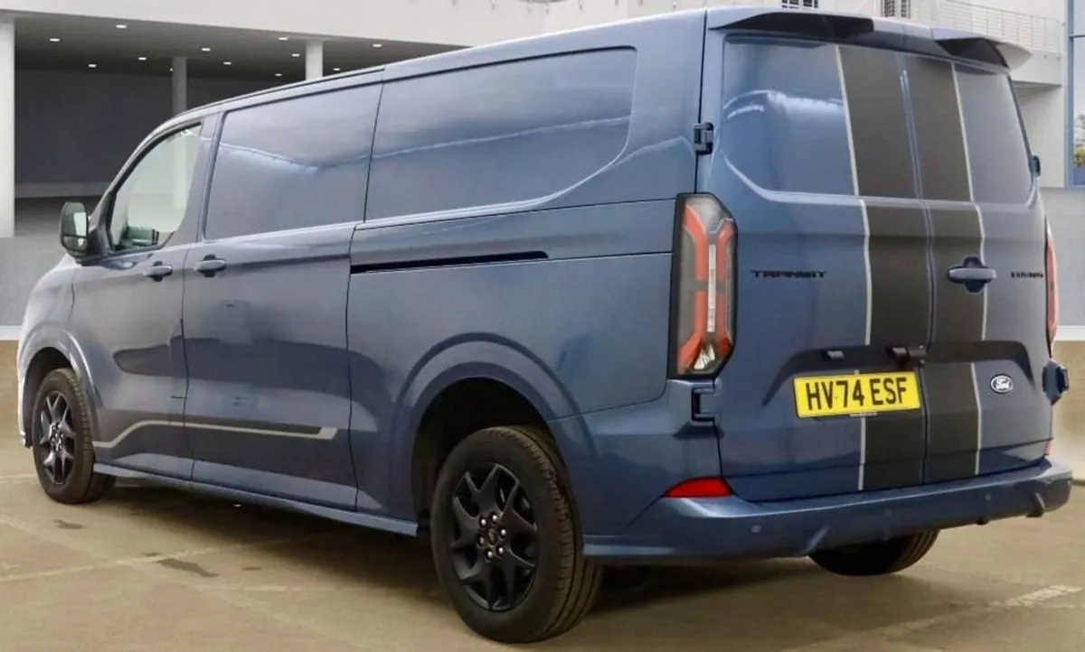 Ford Transit Custom 2.0 300 Ecoblue Sport Panel V - Image 3