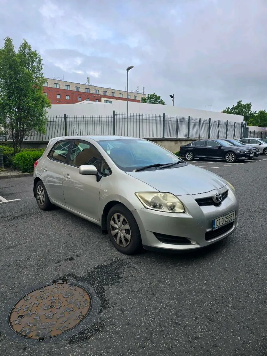 07D toyota auris 1.4 petrol - Image 1