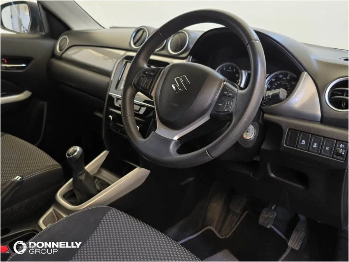 Suzuki Vitara 1.6 Sz-t 5dr - Image 4