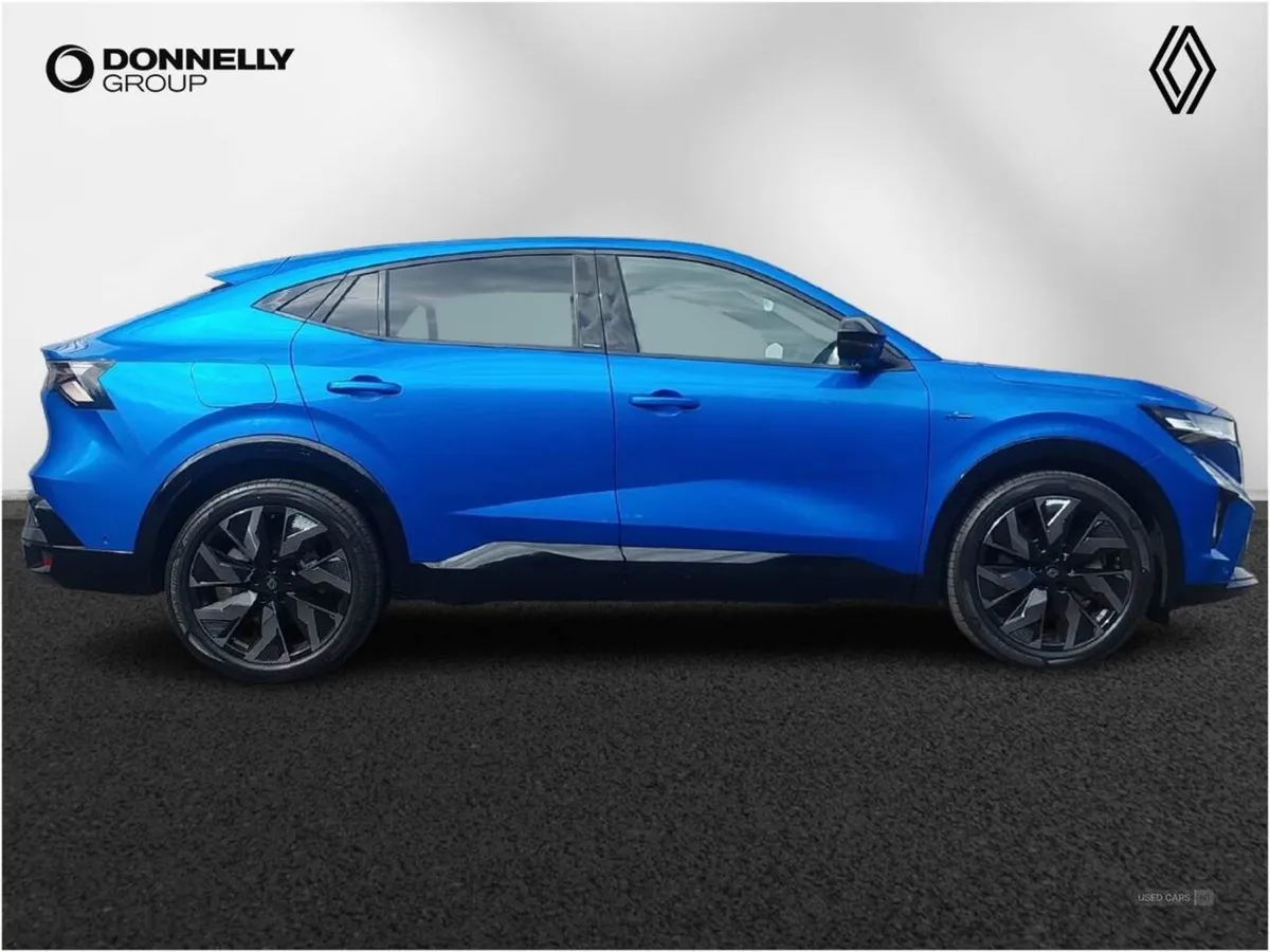 Renault Rafale E-tech Fhev Iconic Esprit Alpine 5 - Image 3