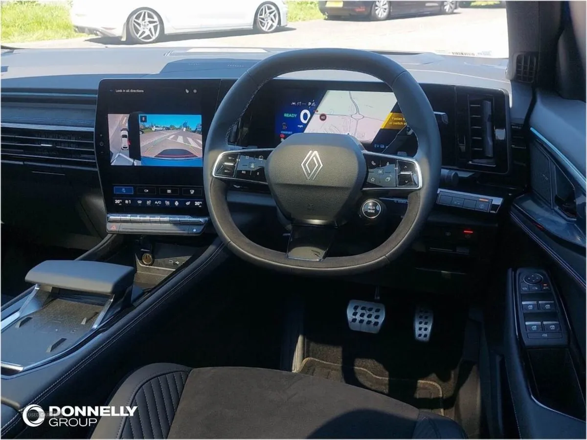 Renault Rafale E-tech Fhev Iconic Esprit Alpine 5 - Image 4
