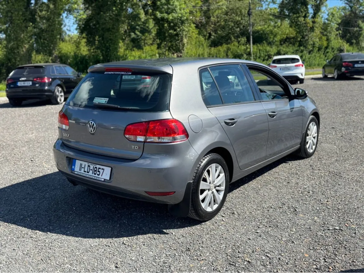 Volkswagen Golf 1.6 TDI Match 105PS 5DR - Image 2