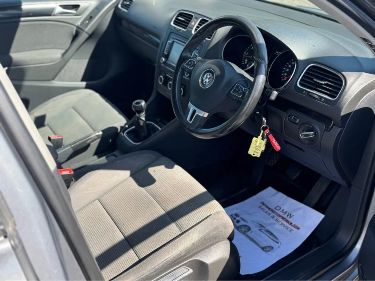 Volkswagen Golf 1.6 TDI Match 105PS 5DR - Image 3