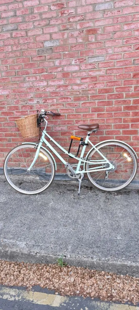 Ladies bike Electra in Excellent condition like ne - Image 1