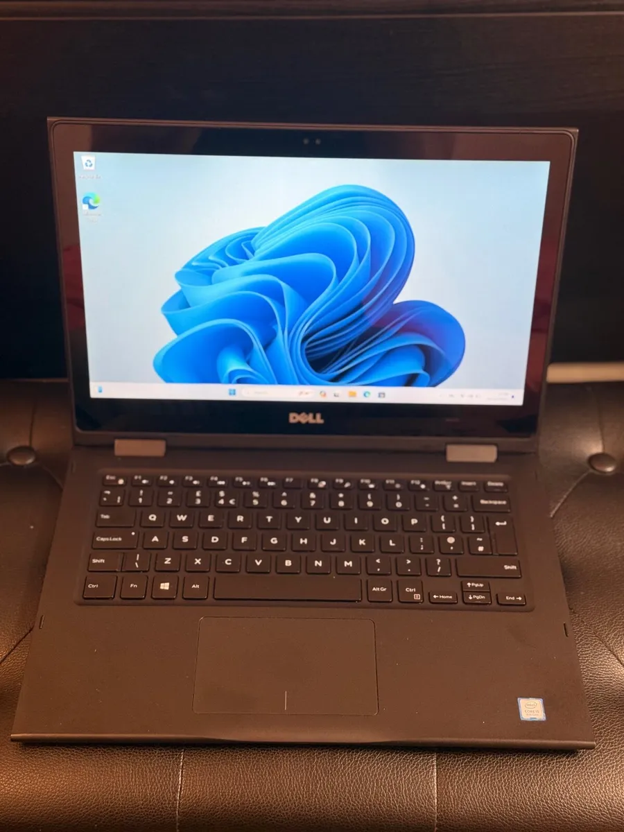 Dell Latitude 3390 2in1 Laptop i5/16GB/256SSD/FHD - Image 1