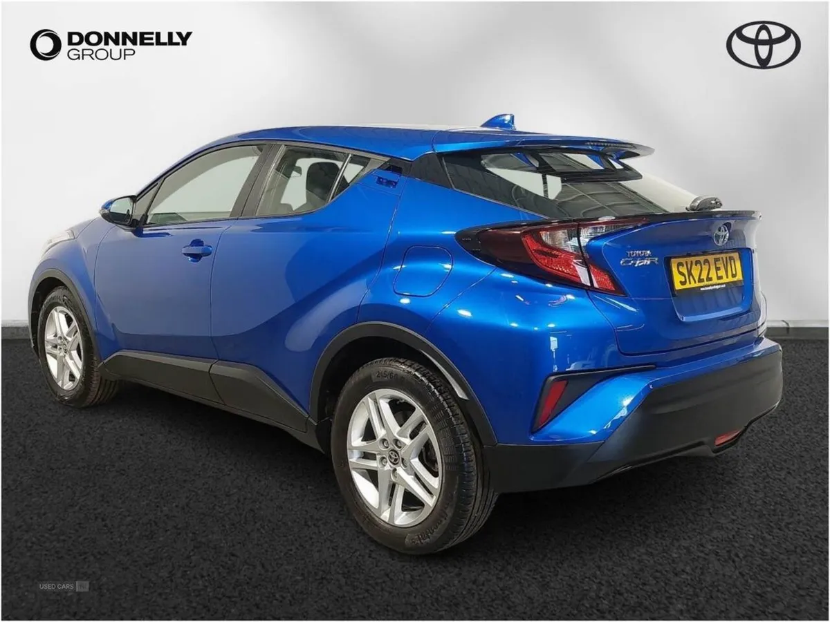 Toyota C-HR 1.8 Hybrid Icon 5dr CVT - Image 2