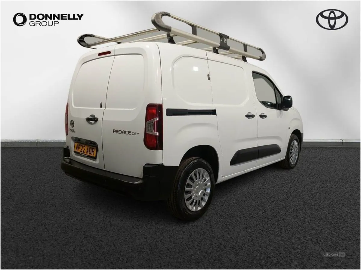 Toyota Proace 1.5d 100 Icon Van  6 Speed - Image 4
