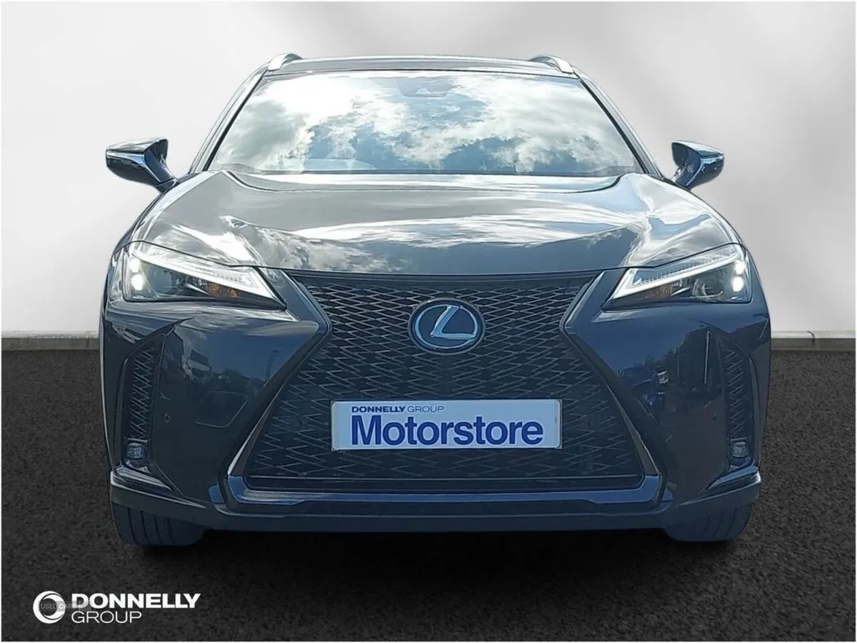 Lexus UX 250h 2.0 F-sport Design 5dr CVT - Image 4