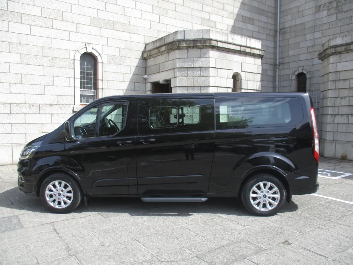 2021 FORD TOURNEO TITANIUM W/CHAIR ACCESSIBLE - Image 4