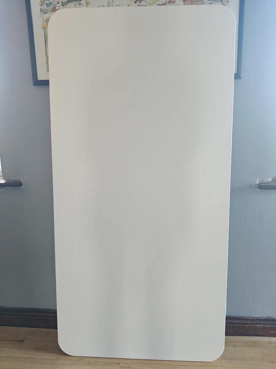 Standing desk - electric - Image 2